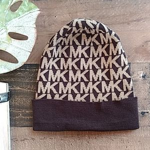 NWT Micheal Kors Beanie